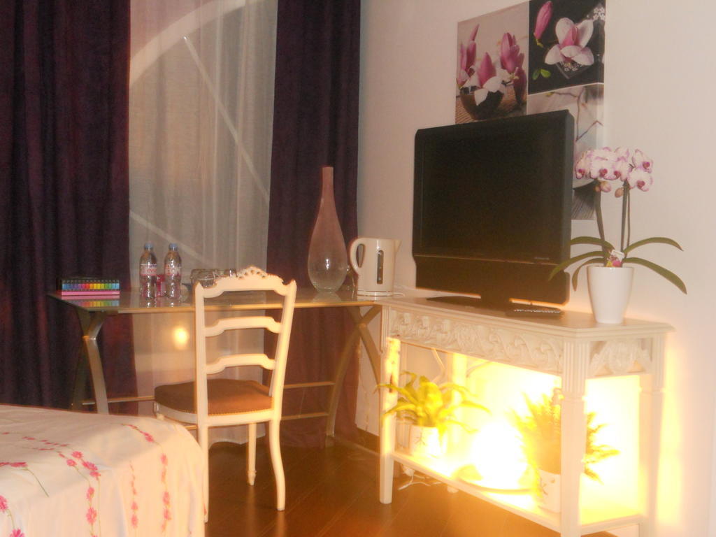 Le Mas Du Fort Neyron Zimmer foto